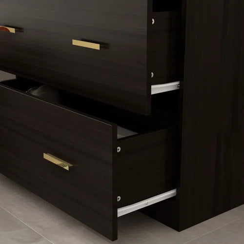 Arnettie Armoire